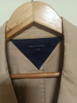 Americana Tommy Hilfiger Beige Mujer