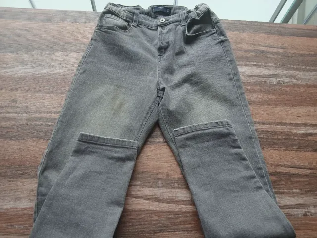 Pantalones vaqueros diferentes colores