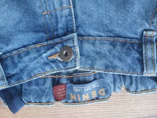 Pantalones vaqueros diferentes colores