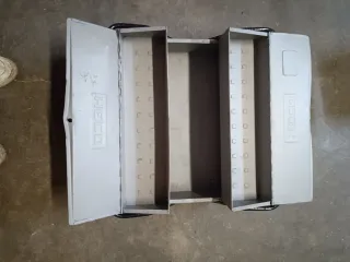 Caja de herramientas HECO metálica
