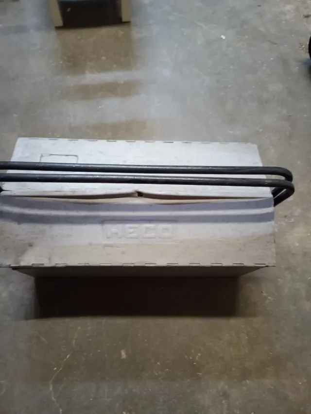 Caja de herramientas HECO metálica