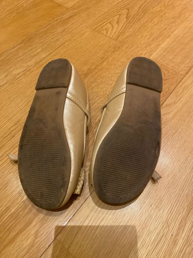 Manoletinas Sfera Niña Talla 28 Doradas