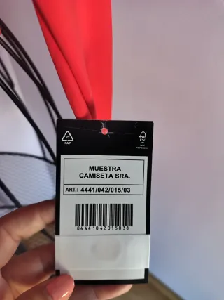 Crop top rojo manga larga