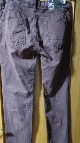 Pantalón marrón