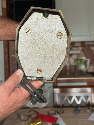 Lampada vintage in metallo e vetro