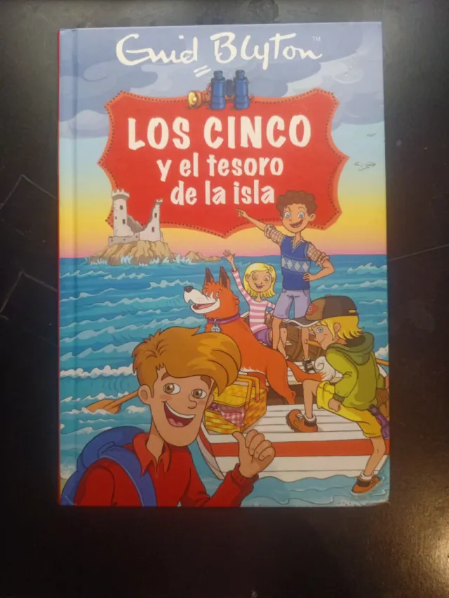 Los cinco y el tesoro de la isla.