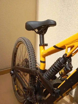 Bici Descenso Scott Voltage