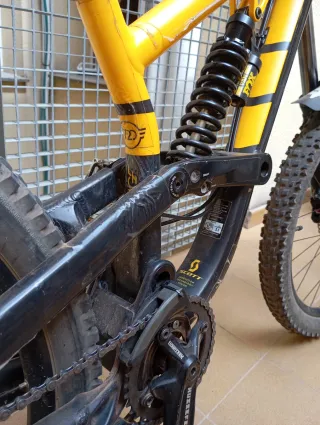 Bici Descenso Scott Voltage