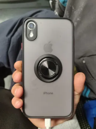 iPhone XR Negro 4 días de uso, batería nueva.