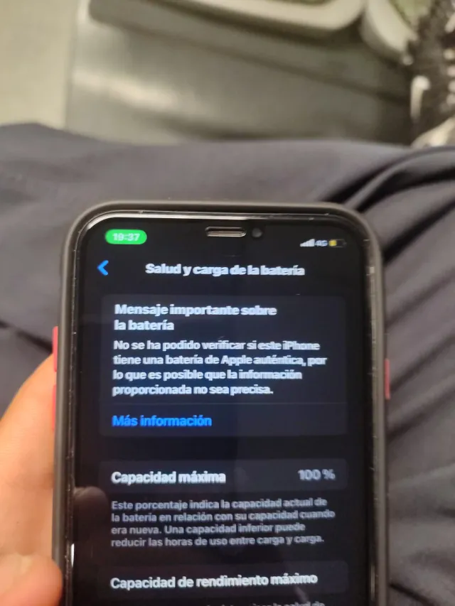 iPhone XR Negro 4 días de uso, batería nueva.