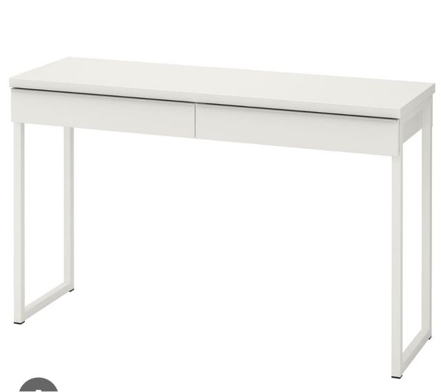 Mesa estudio y silla huevo