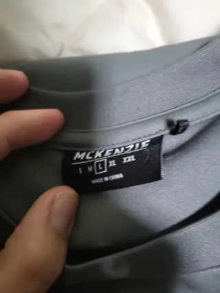 Camiseta MCKENZIE gris