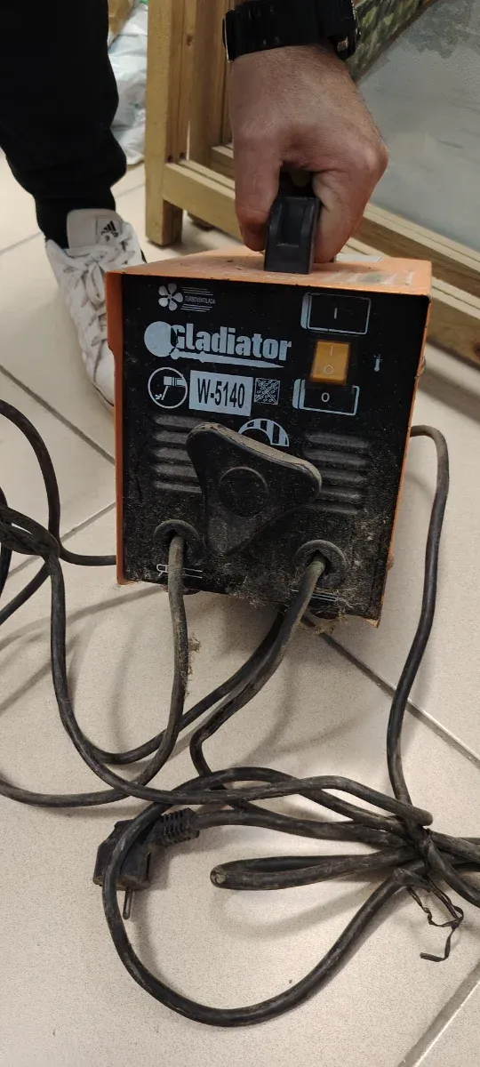 Soldador Gladiator W-5140