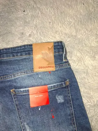 Pantalón DSquared2 Talla 34 sin estrenar.