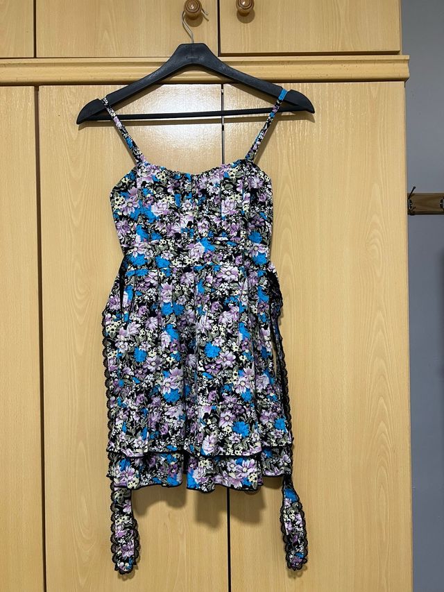 Vestido corto tirantes estampado floral