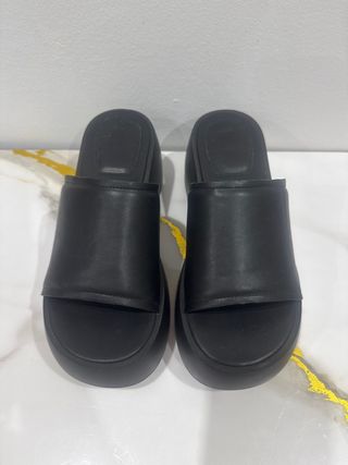 Sandalias negras plataforma, talla 39