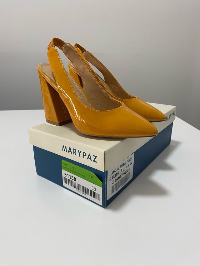Zapatos de tacón MARYPAZ amarillos talla 35