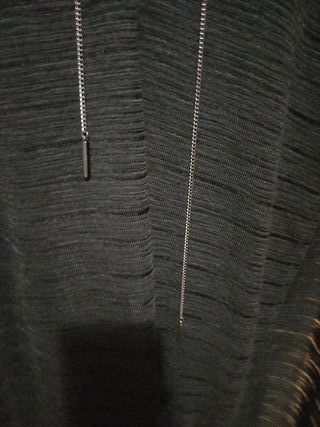 Casaca larga Bershka negra talla L