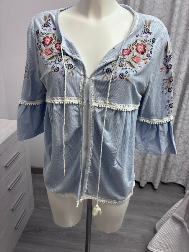 Camisa Tintoretto bordada rayas azules