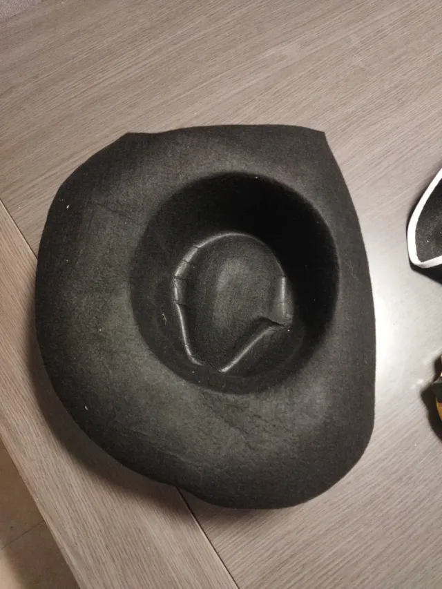 Sombrero negro carnaval hombre