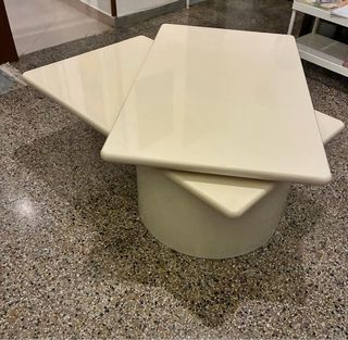 Tavolino basso girevole beige