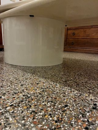 Tavolino basso girevole beige