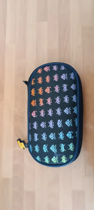 PSP 2004 + Funda + FIFA 11