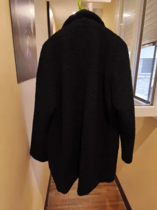 Abrigo borrego negro talla M
