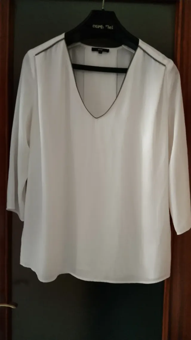 Blusa muy buena del Corte I inglés puesta 2 veces