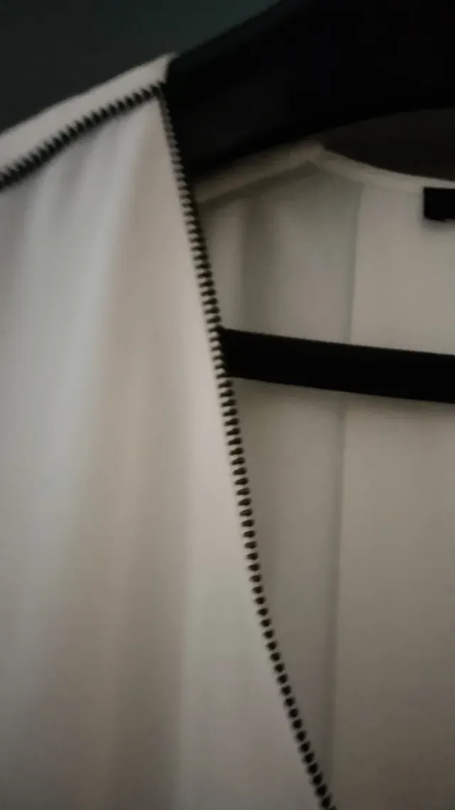 Blusa muy buena del Corte I inglés puesta 2 veces