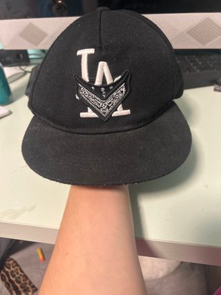 Gorra LA Negra con Bandana