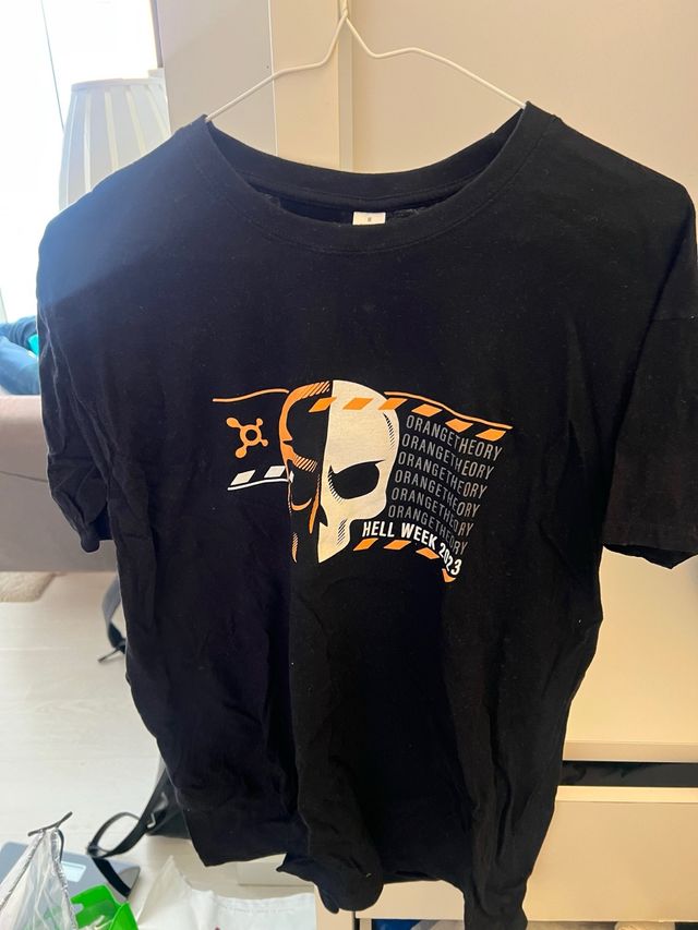 Camiseta Orangetheory Hell Week 2023