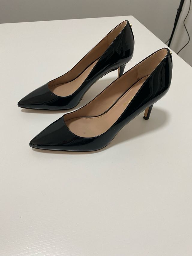 Zapatos de tacón BCBGGeneration negros charol