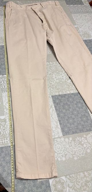 Pantalones chinos beige Massimo Dutti