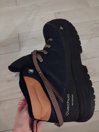 Botas de montaña Quechua impermeables