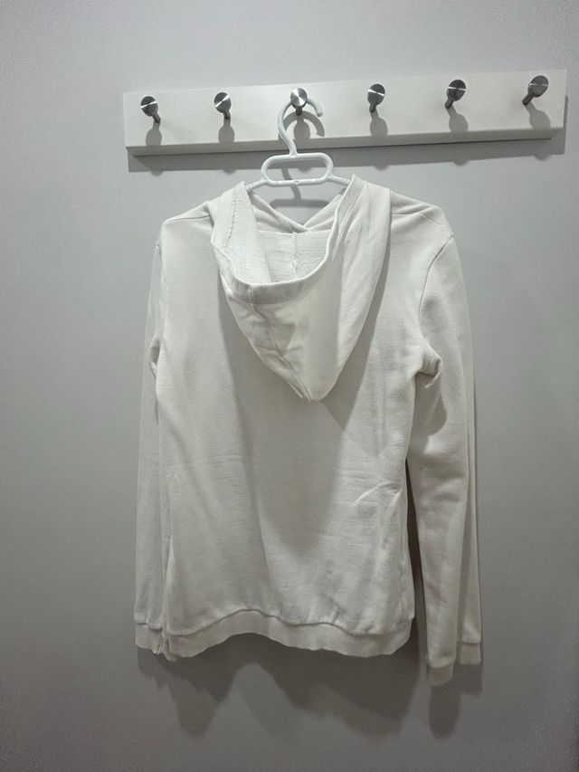 Sudadera niña Benetton con pedrería