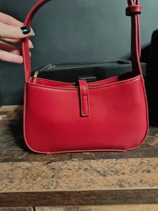 Bolso Rojo Y Y S L