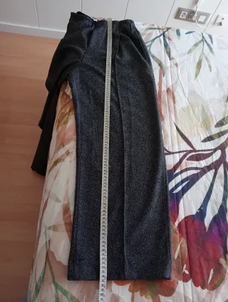 Pantalón vestir Mango gris. Talla S.