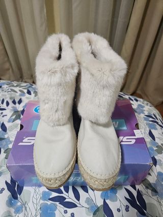 Botas Skechers Talla 41 Piel Blanca Forro Peluche