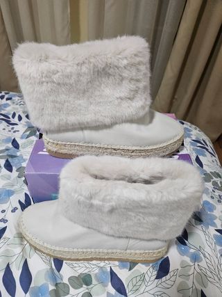 Botas Skechers Talla 41 Piel Blanca Forro Peluche
