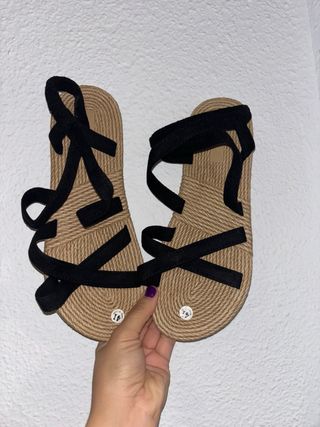 Sandalias de cuerdas negras talla 41