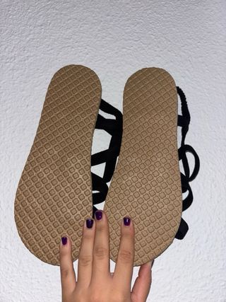 Sandalias de cuerdas negras talla 41