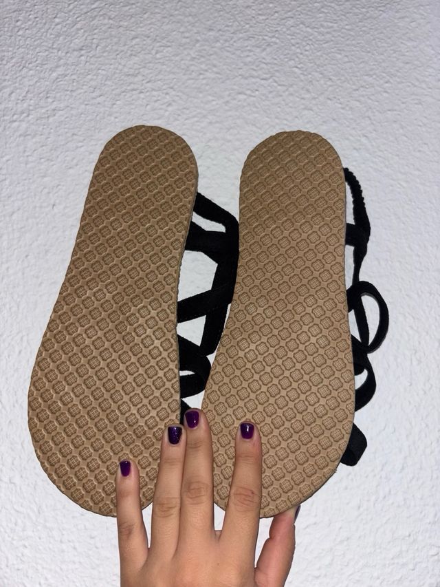 Sandalias de cuerdas negras talla 41