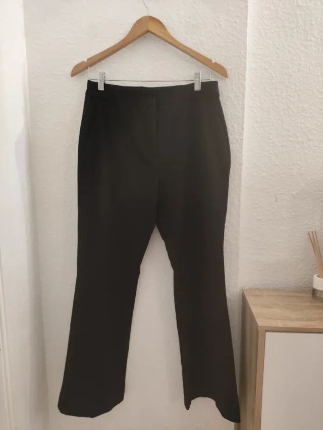 Pantalón Vestir con Pierna Flare