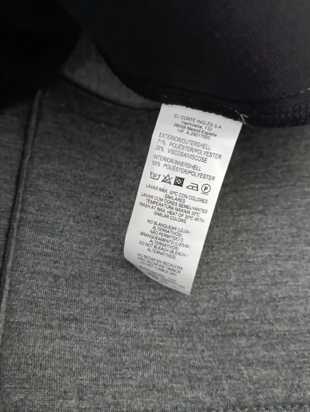 Abrigo gris jaspeado mujer estilo sastre.