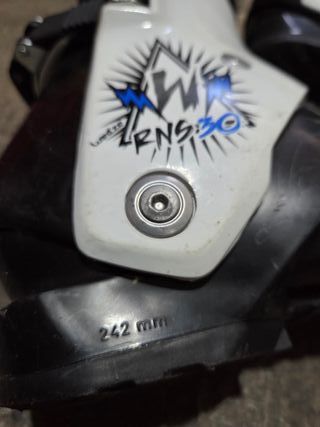 Esquís Salomon con bastones