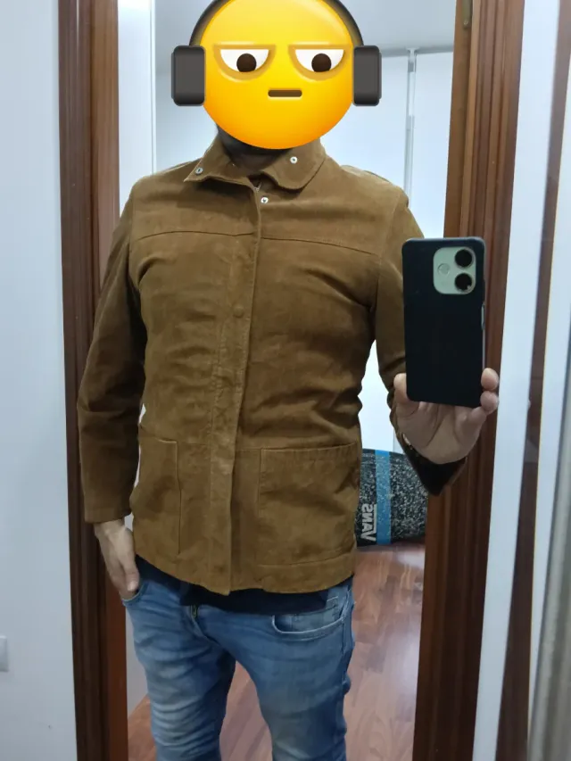Chaqueta marrón de ante