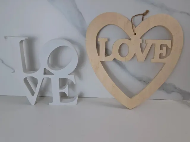 Letras decorativas LOVE madera y plástico