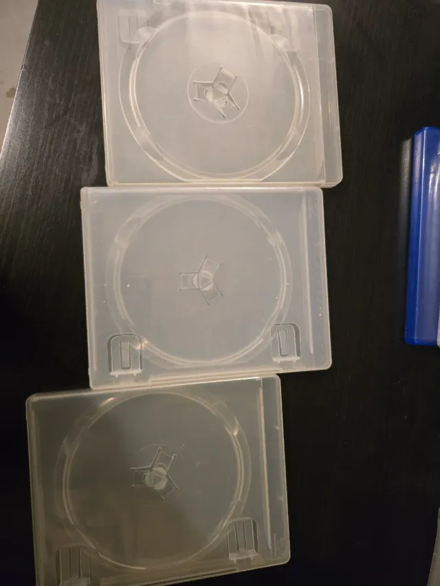 10 Cajas Blu-ray PS3 9 transparentes 1 azul