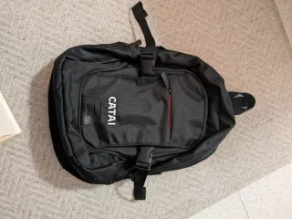 Mochila pequeña de viaje con USB
